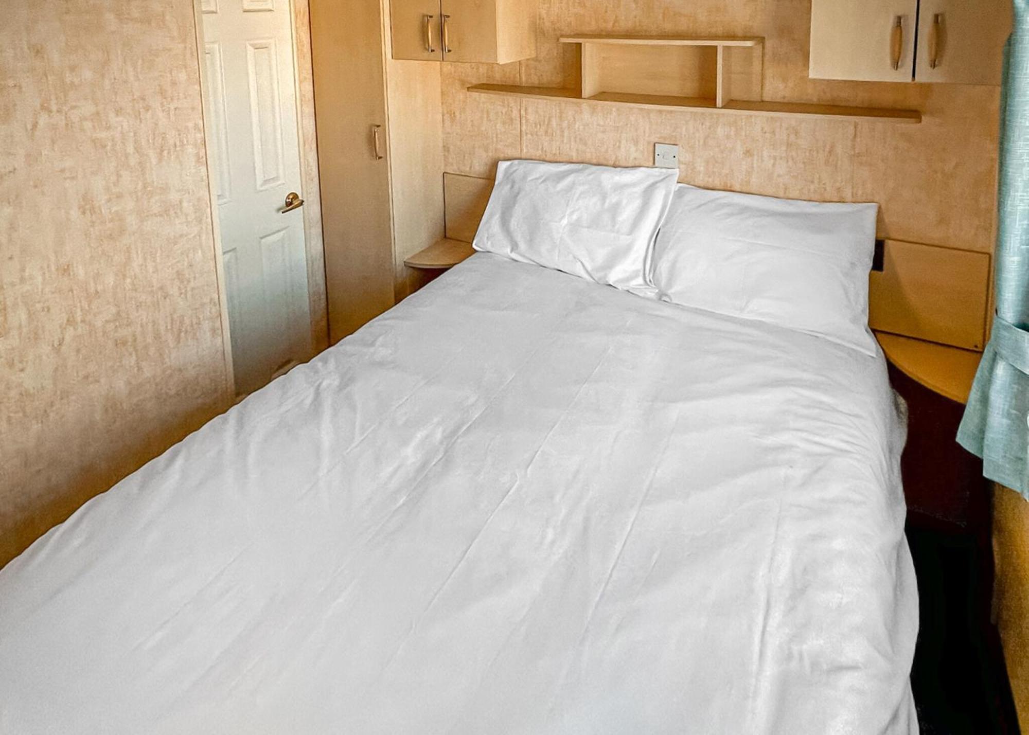Orchards Holiday Park Newbridge  Quarto foto