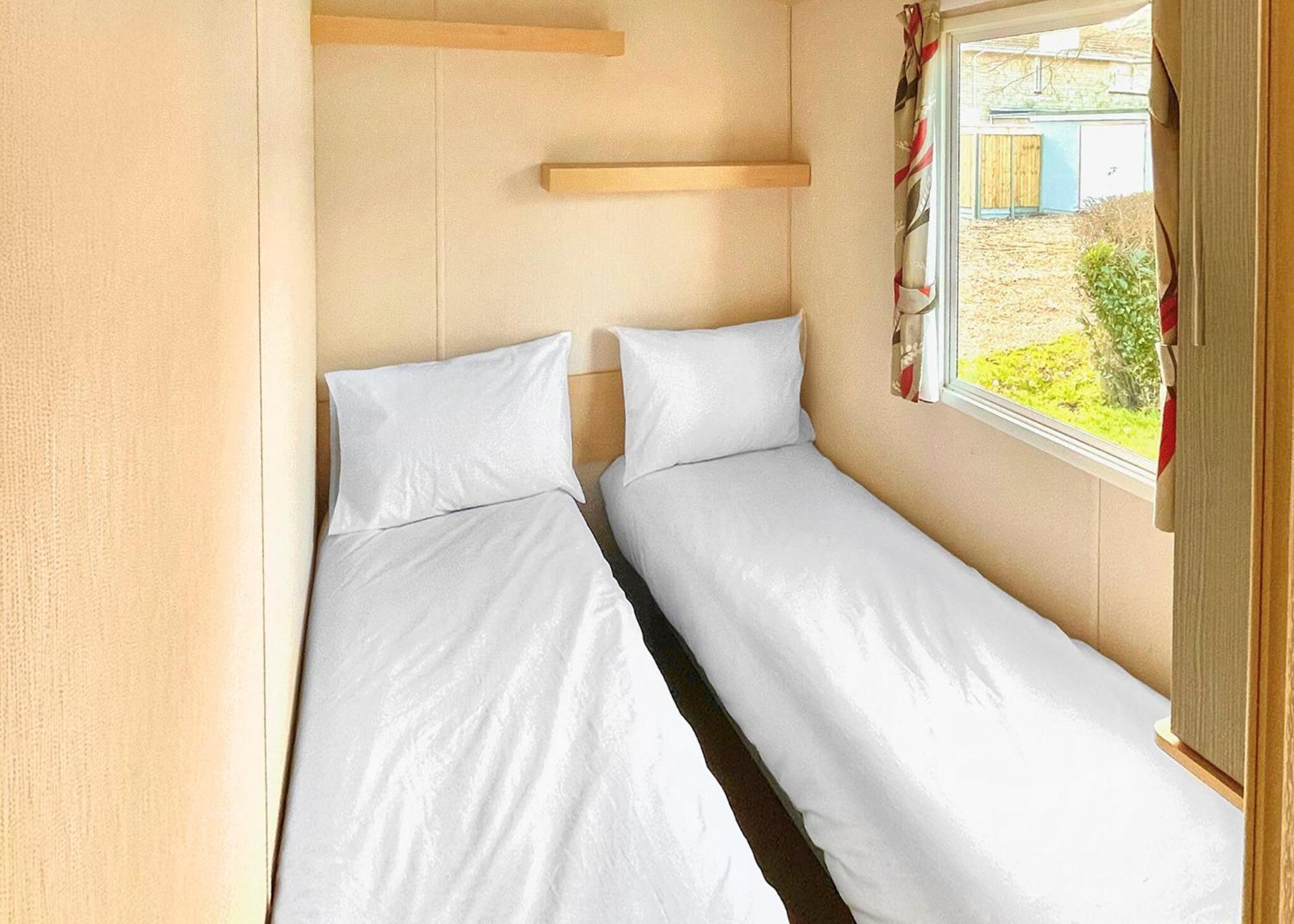 Orchards Holiday Park Newbridge  Quarto foto